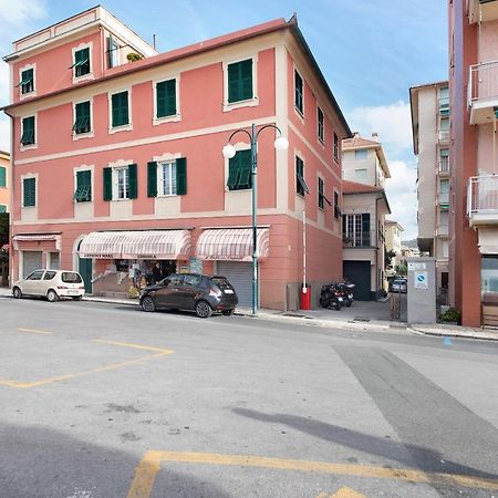 A Due Passi Dal Mare Apartment Chiavari Bagian luar foto